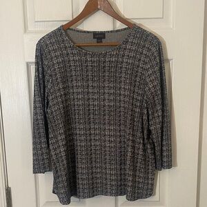 Petite L  3/4 sleeve relaxed pullover Black & White Textured tunic  Top